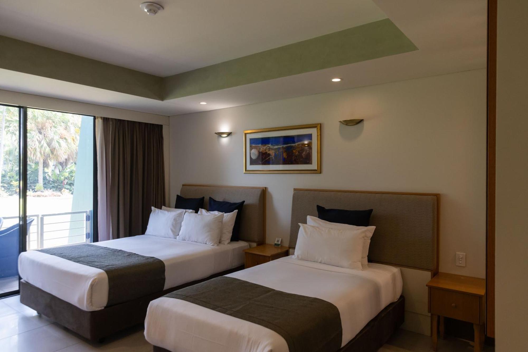 ミンディル ビーチ カジノ アンド リゾート ダーウィン エクステリア 写真 Deluxe room at the resort