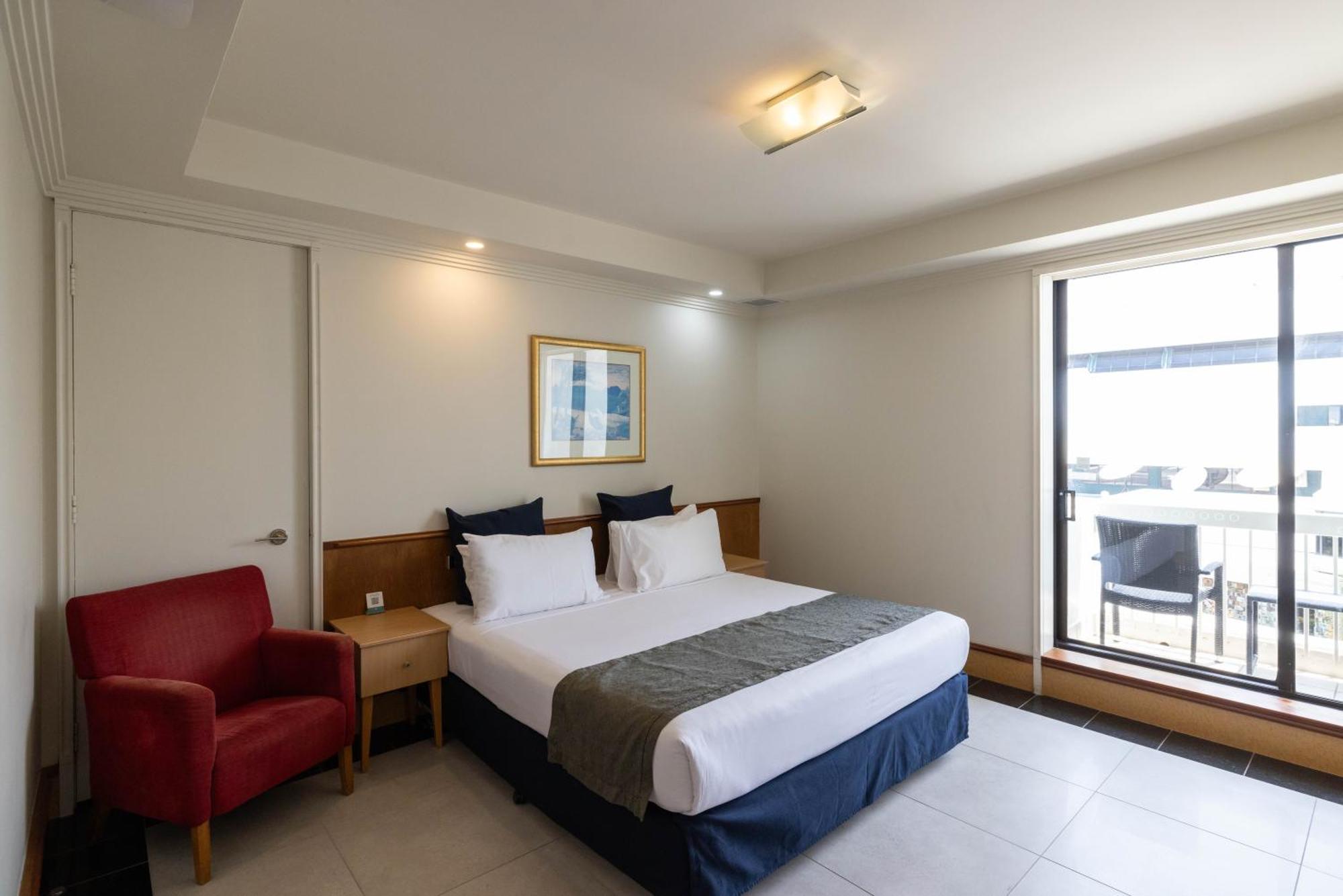 ミンディル ビーチ カジノ アンド リゾート ダーウィン エクステリア 写真 A bedroom at the hotel